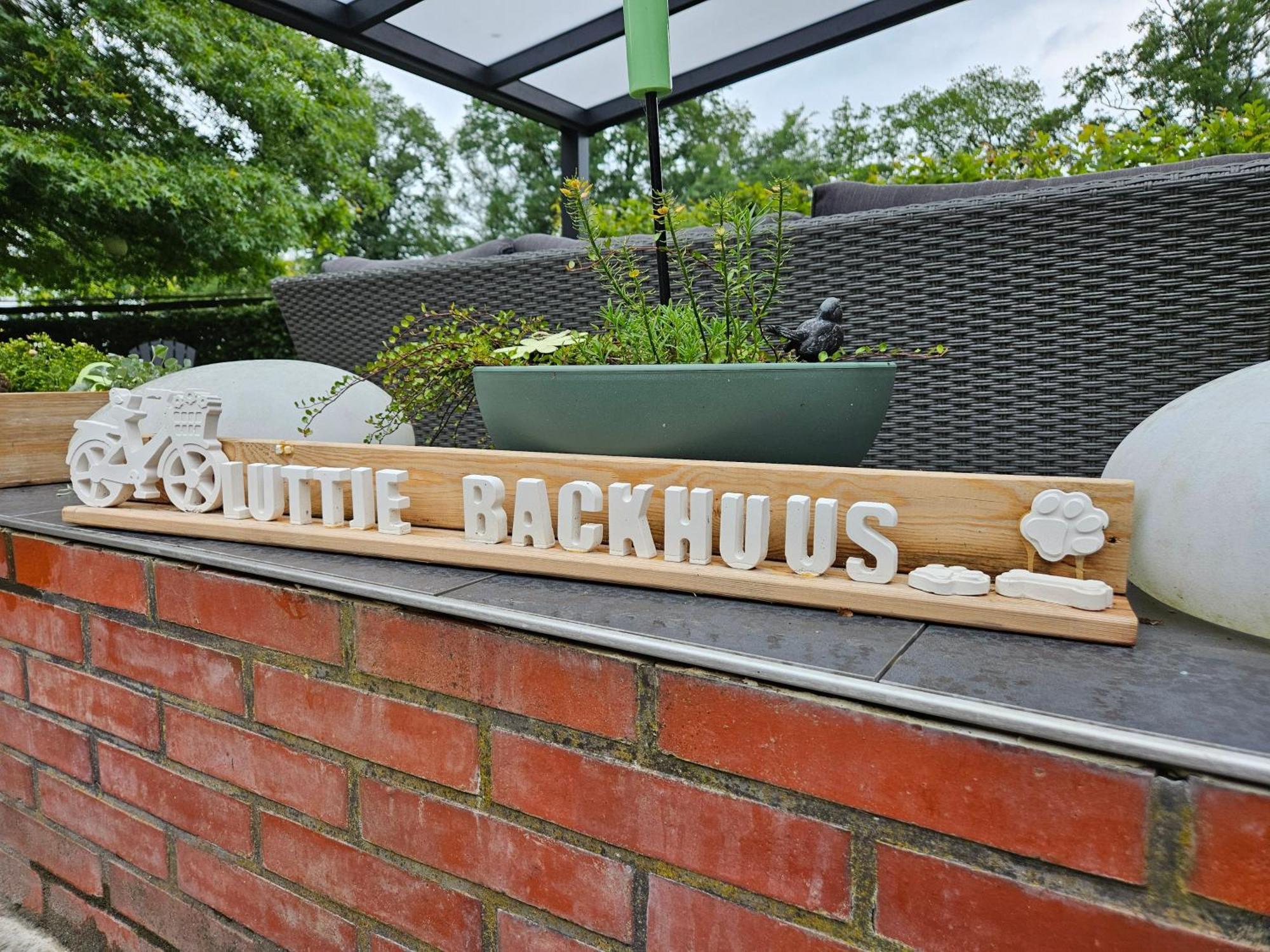 Kleines Ferienhaus Luettje Backhuus 35516 Uplengen Exterior photo